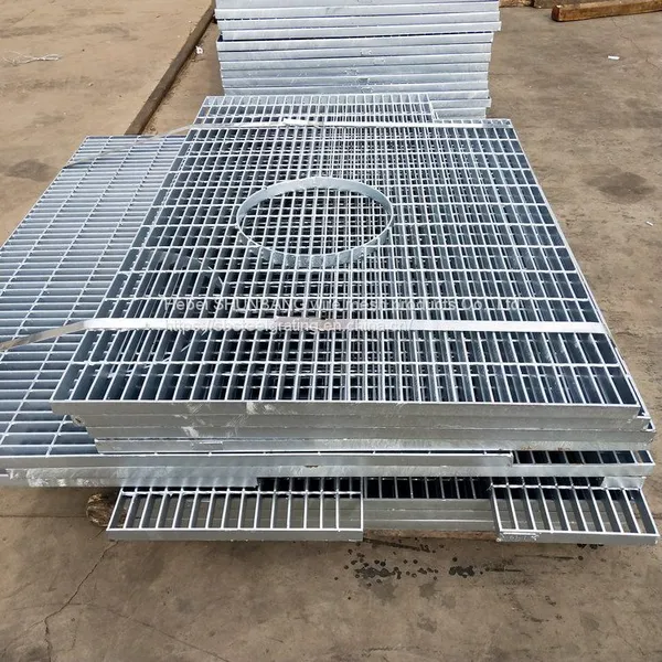 Galvanized Trench Cover 300 Hot Dip Galvanized Gutter Cover GUGT Trench Width 450 Can be Customized With Angle Steel Edge photo-2