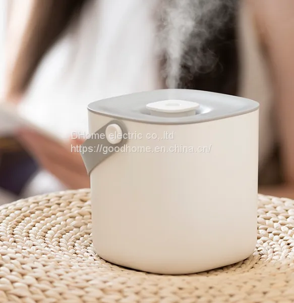 New Aromatherapy Humidifier Large Capacity Humidifier Mute Wood Grain Table Top Humidifier（Wechat:13510231336）