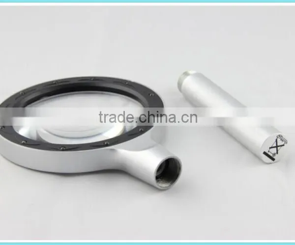 IMAGINE Battery Operated LED Lighted 3x Magnifying Glass for Low Vison Reading photo-4