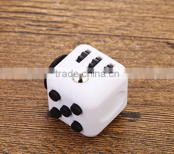 2016 New Arrive Addicting High Quality 6-Sided Desk Toy Fidget Mixed Colors Magical Cub Smooth Button Desk Toy Fidget photo-2
