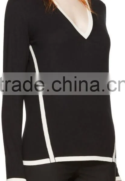 High Quality Long Sleeve Rib Knit V-Necked Black and White Contrast Women Pullover photo-2