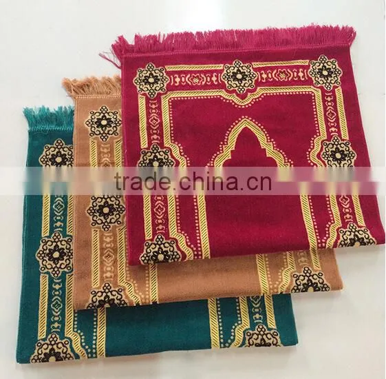 Classic Muslim Pray Mat With Beautiful Design for Wholesale photo-6