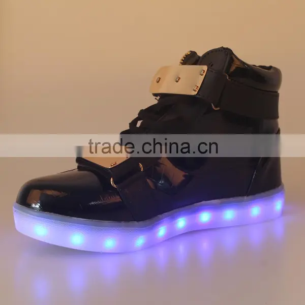 2016 LED Shoes Factory Made High Quality Adults LED Light up Shoes photo-2