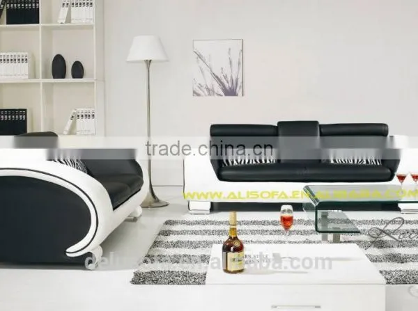 Space Saving Leather Sofa For Sale photo-2