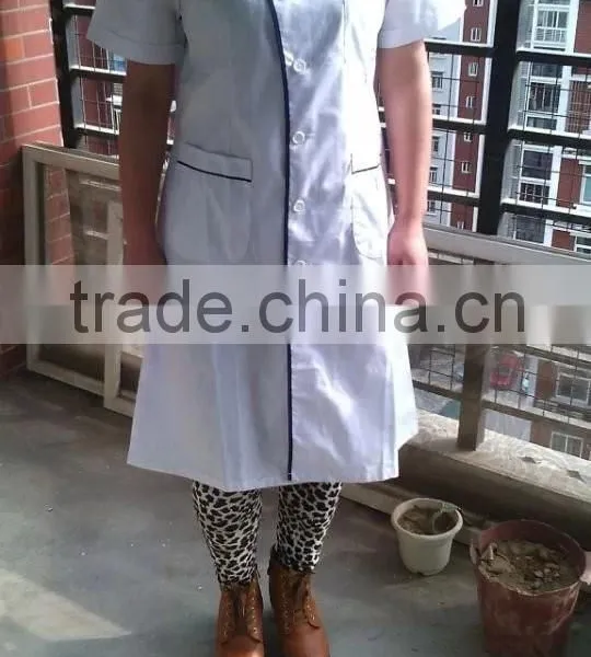 Fashionable Designed White Hospital Lab Coat photo-2