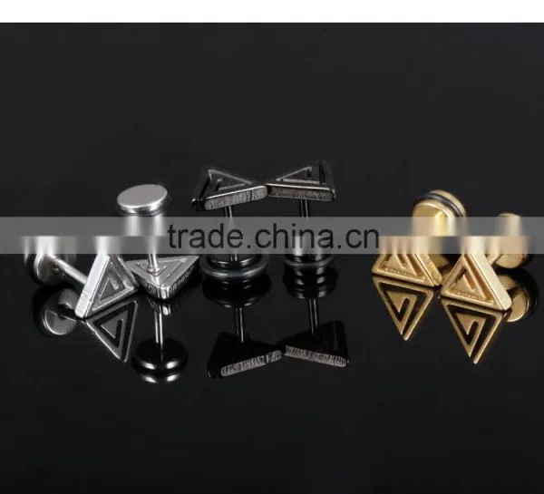 Reliable Guangzhou Jewelry Wholesalers Fashionable Jewelry 18K Gold Plated Triangle Earring Men Stud photo-4
