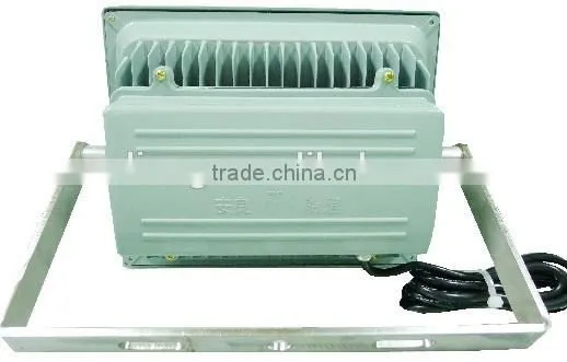 Taiwan Made 100W Marine LED Waterproof Outdoor Flood Light photo-5