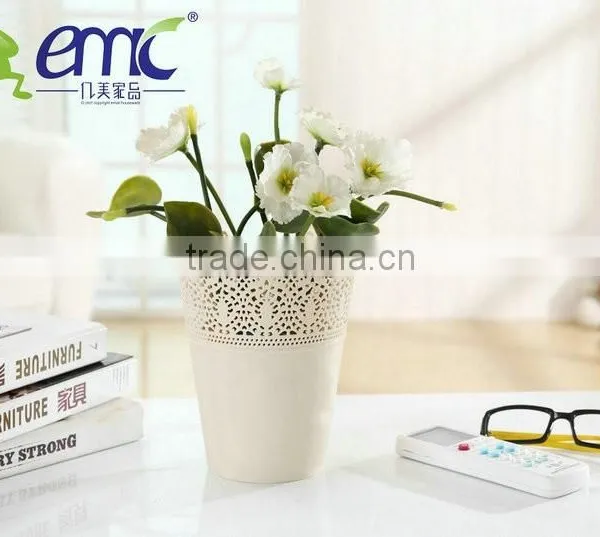 Emc Basket Storage Wire Storage Basket Plastic Storage Basket on Table photo-4