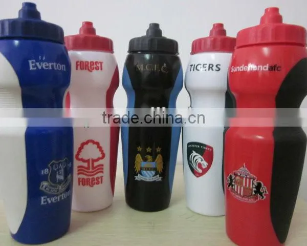 Sports Plastic Football Club Water Bottles 750ml photo-2