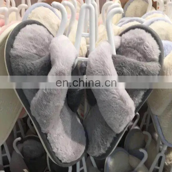 Wholesale Soft and Warm Shoes Leopard Sandals Furry Slippers for Women photo-2
