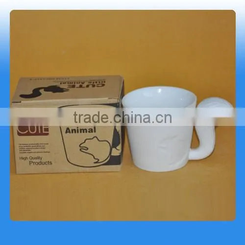 Decorative Ceramic White Mug With the Squirrel's Tail Shaped Handle photo-3
