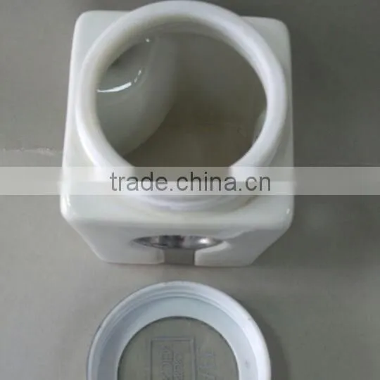Plain White Ceramic Square Storage Jar With Spoon & Silicone Lid photo-2