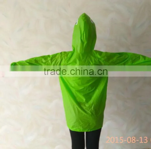 Kids PVC Green Frog Cartoon Raincoat for Kindergarten photo-4