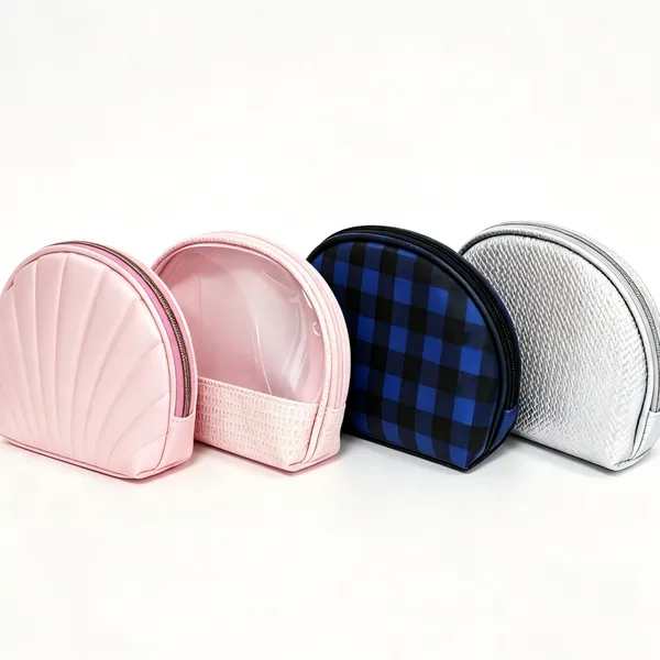 Shell‑Shaped Cosmetic Bag