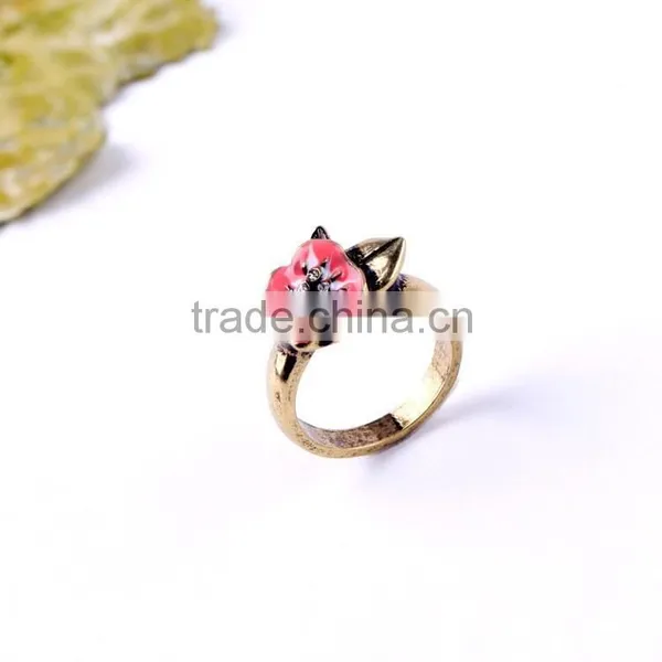 Cheap Wholesale Fashion Crystal and Pink Flower Alloy Ring Antique Gold Ring photo-5