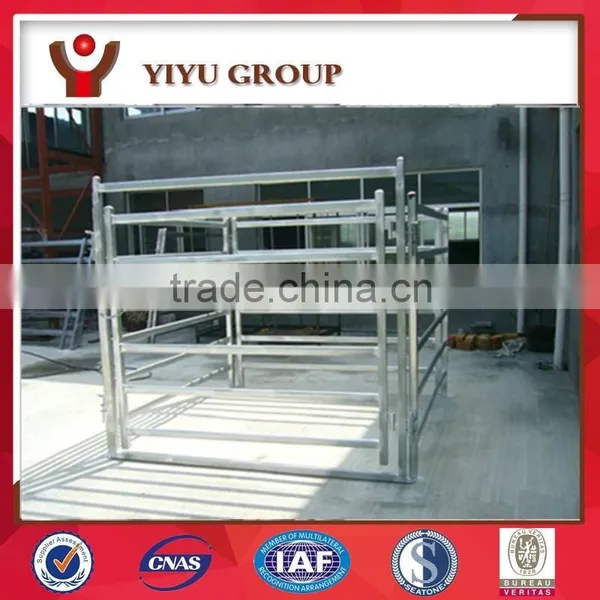 Portable Iron Rod Horse Stable Painted Horse Panels