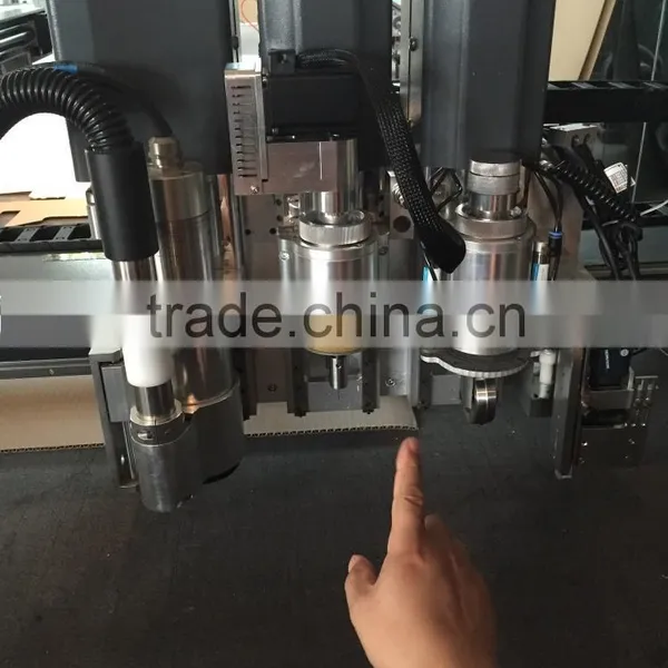 PP Foam PE Foam EVA Foam Flatbed Cutting Machine Carton Sample Cutting Plotter Die Cutter photo-2