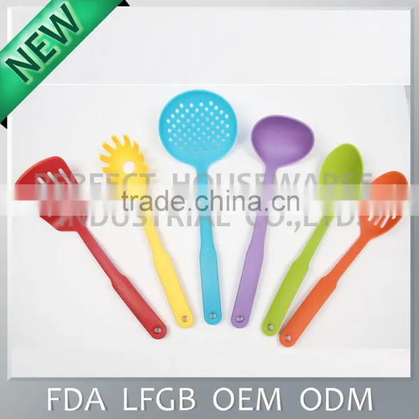 6 PCS/Set Food Grade Colorful Nylon Utensil Set / Nylon Kitchen Tools With Mesh / Net Bag