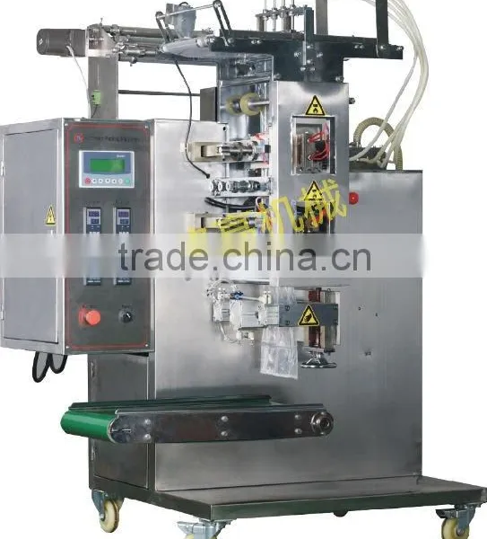 4 tracks liquid packing machine for juice,vinegar,lotion,shampoo,ketchup