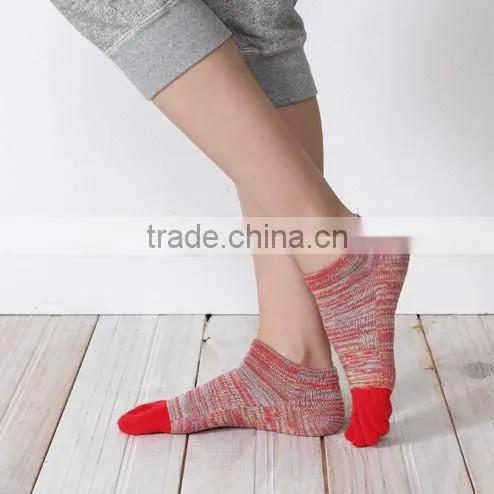 Japanese OEM Custom Design High Quality Spring Summer 100% Cotton Knitted Womens Non-Slip Toe Socks photo-3