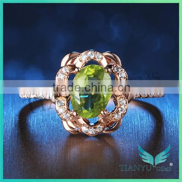 Engagement Ring Apple Green Gemstone Ring White Diamond Rose Gold Lady's Ring Wedding Ring photo-2