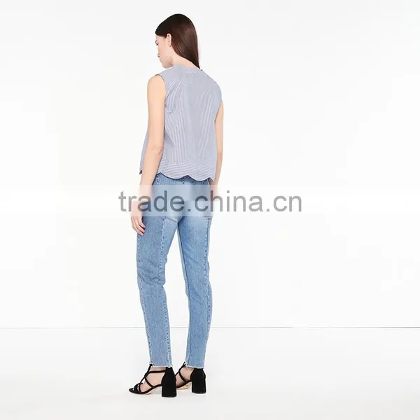 Striped Cotton Top With Wave Cut V-neck and Hem Sleeveless Shirt Tank Tops photo-3