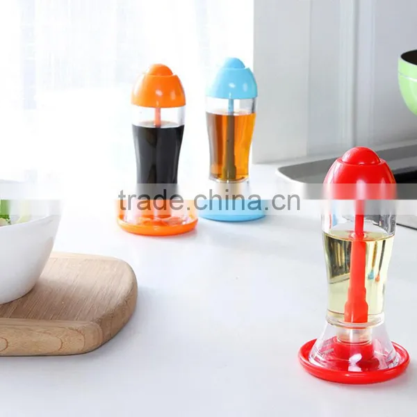 New Kitchen Cooking Tools Multifunctional Olive Oil Spray Bottle Soy Sauce Vinegar Dispenser Outdoor BBQ Home Spray Bottles photo-5