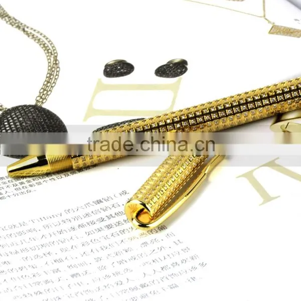 Handcrafted Diamond Inlay Luxury Gold Pen photo-2