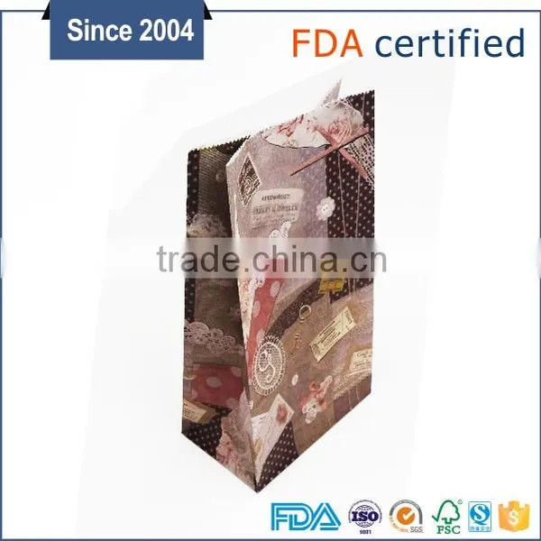 Wholesale Prices Logo Printing Colorful Christmas Gift Packaging Paper Bag for Gift photo-5