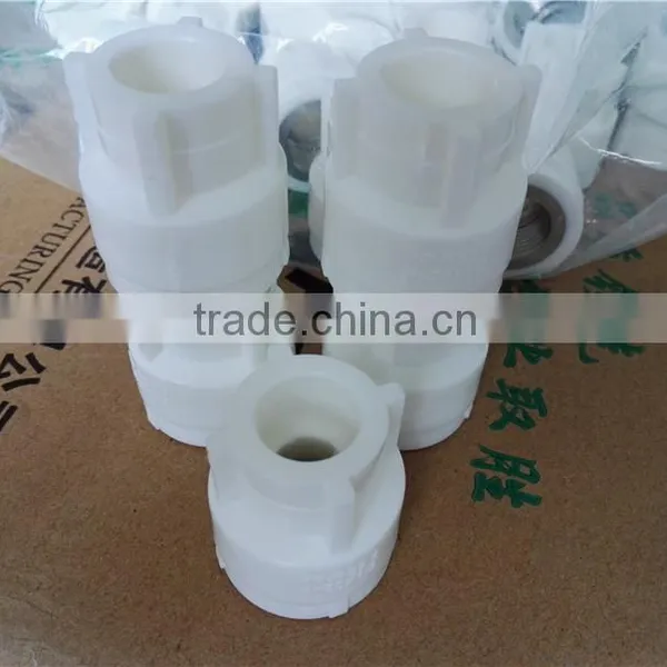 Male Threaded Rubber Reducing Coupling for Pipe photo-5