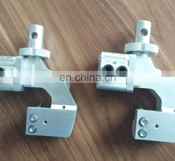 Pneumatic Grips / Pneumatic Fixture With Pneumatic Pump photo-4