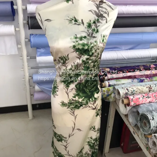 Polyester Cotton Plain Woven Fabric for Lining and Pocketing photo-3