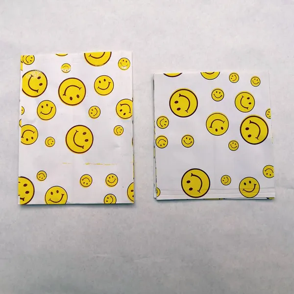 Disposable Oil-proof Food Packaging Bags for Hamburgers, Chicken Steaks, and Hand-held Pancakes. Takeaway Laminated Packaging Bags. photo-5