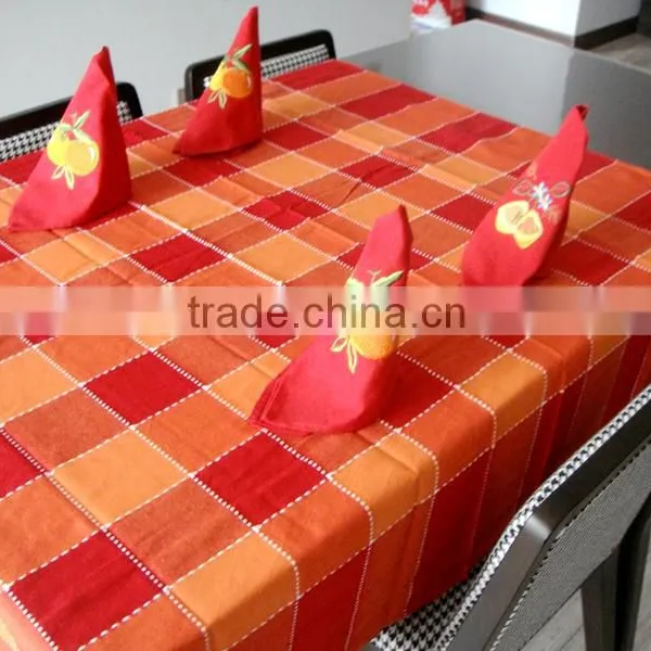 50% Cotton 50% Polyester Tablecloth With 4 Emboridery photo-3