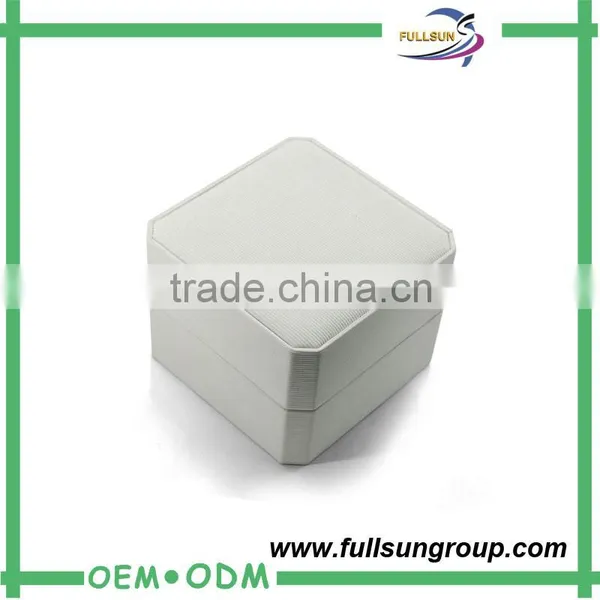 Retail Jewelry Packaging Box Cushion Cardboard photo-4