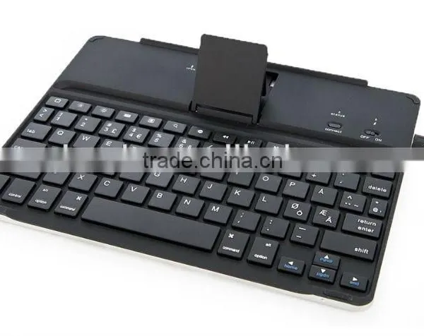 MAGNETIC BLUETOOTH KEYBOARD FOR IPAD 2 photo-4