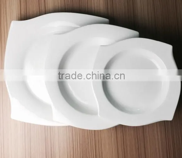9'' Wedding Dinning Rotating Perfert Design Ceramic Porcelain Dinner Plate Stock