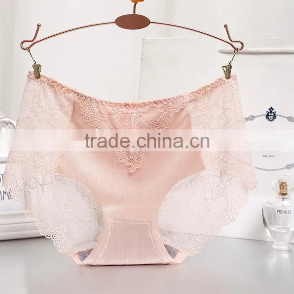 Lady in Underwear Comfortable Sexy Young Wearing Junior High Girls in Panties photo-3