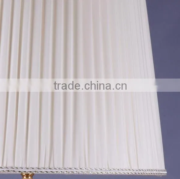 Pottery and Fabric White Table Lamp photo-2