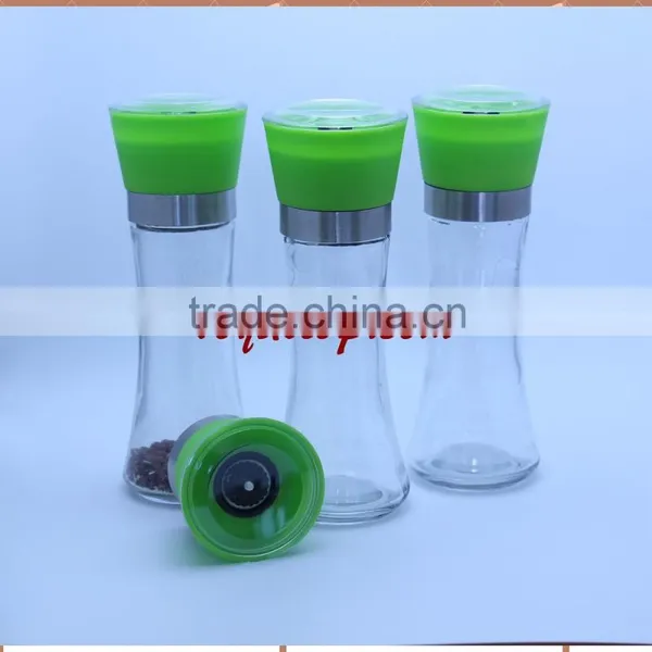 Disposable Salt and Pepper Shaker photo-2