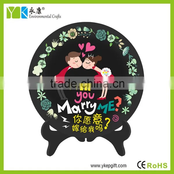 Kissing Couple Lovers Eliminate Formaldehyde Resin Craftwork