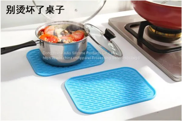 Popular Kitchenware Pink Rectangle Silicone Draining Mats photo-3