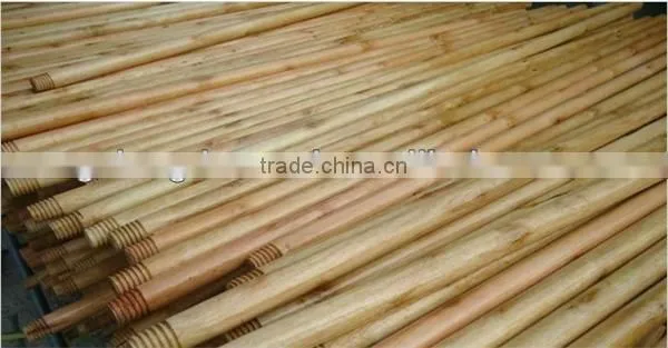 Eco-friendly Eucalyptus Varnished Wooden Shovel Handle
