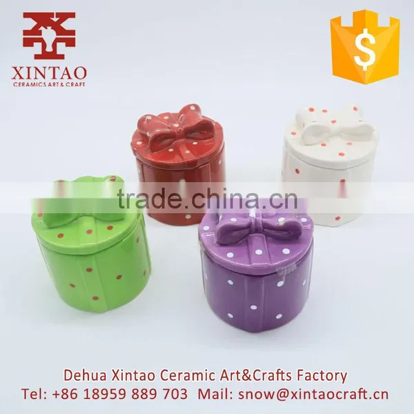 Wholesale Export Tableware Ceramic Jar for Cookies With Strawberry Design photo-6
