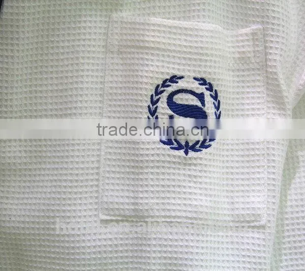 Hot Sale Waffle Bath Robe for Hotel With Embroidery Logo photo-3