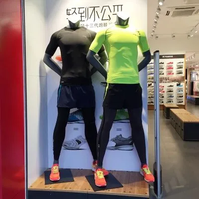 Window Display Sports Muscle Running Female Fiberglass Mannequin photo-3
