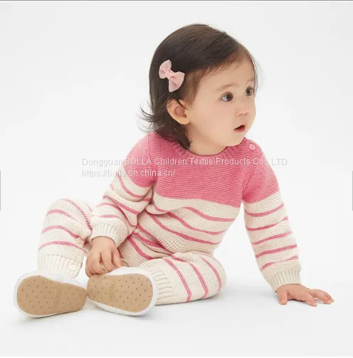 100% Super Soft Organic Cotton Jersey Baby Jumpsuit, Children's Cotton Pajamas in Stock photo-3
