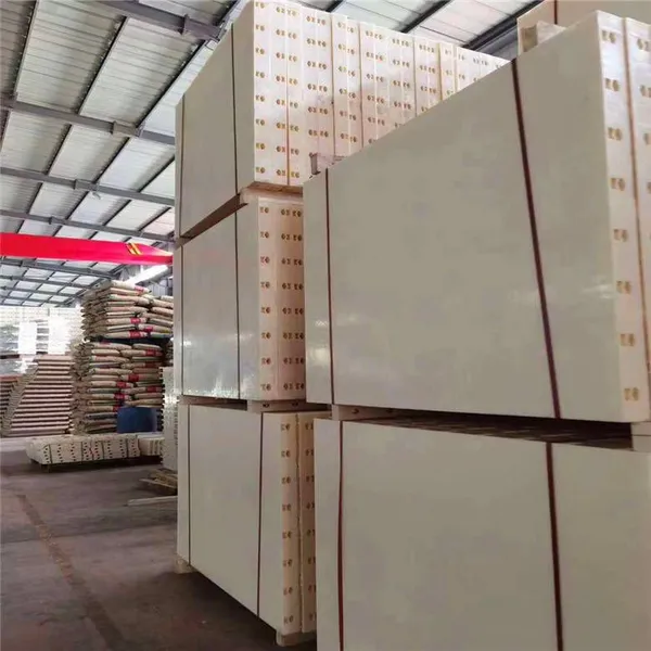 Steel Formwork for Slope Protection on Qujing Expressway in Yunnan Province, 1215 Cast-in-place Steel Formwork, Highway and Bridge Engineering, 9015 Plastic Guardrail Plates