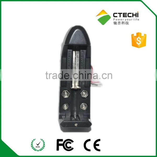 NiMH Universal Rechargeable Battery Charger photo-5