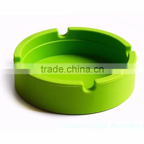 Wholesale Different Kids Car Portable Silicone Cheap Cigarette Ashtray With Custom Logo photo-2